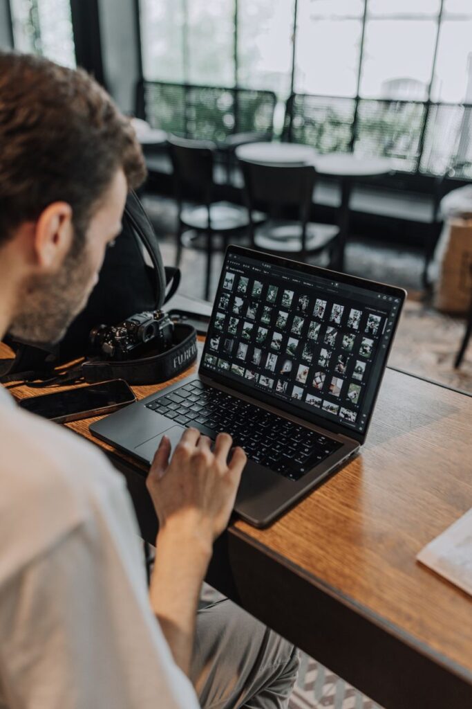Les mises à jour et nouvelles fonctionnalités récentes de Turbobit à ne pas manquer.: Nouvelles fonctionnalités Turbobit : une interface repensée et plus intuitive Les mises à jour et nouvelles fonctionnalités récentes de Turbobit à ne pas manquer. — Nouvelles fonctionnalités Turbobit : une interface repensée et plus intuitive
